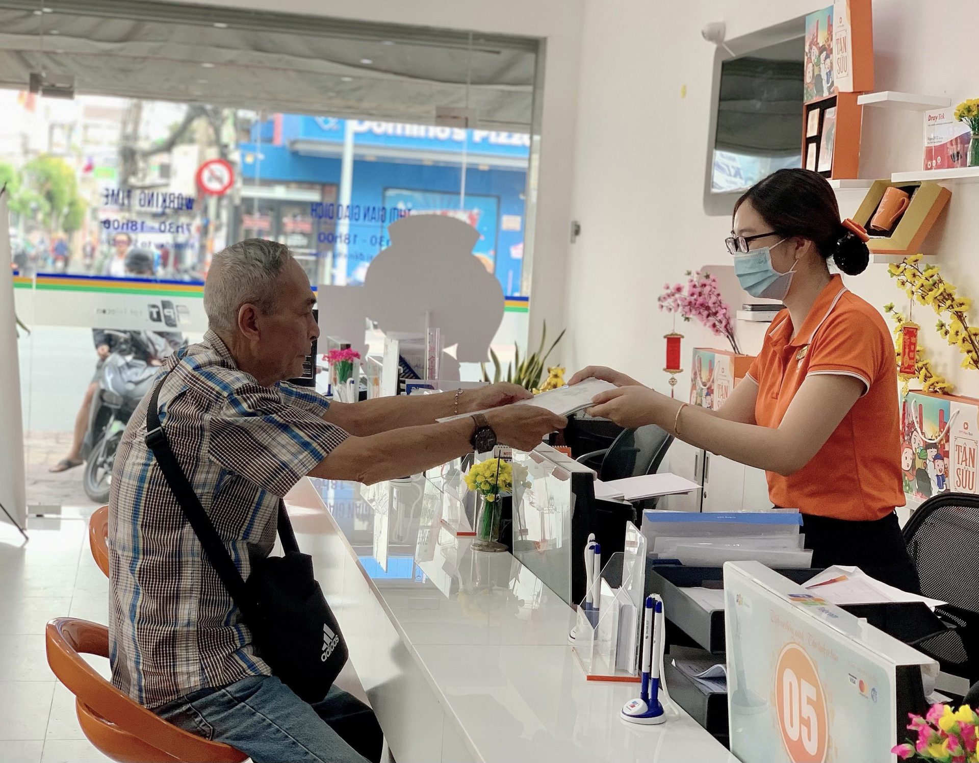 Lắp đặt mạng FPT Quận 6